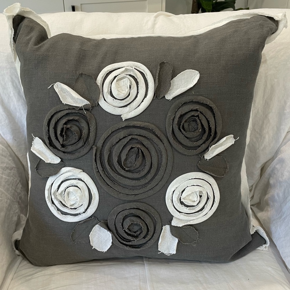 DANIEL STUART STUDIO | Dark Gray & White Linen Pillow w/ Goose Feathers Insert